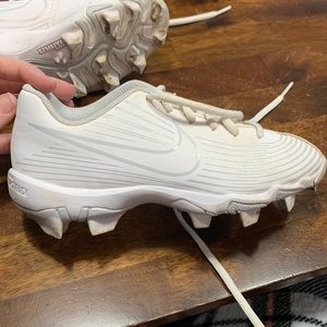 Nike softball / baseball cleats